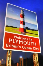 Plymouth-town-sign-board